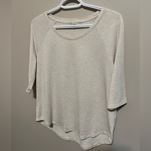 LOFT Women's Cream Short Sleeve Top, size M - Picture 3 of 7